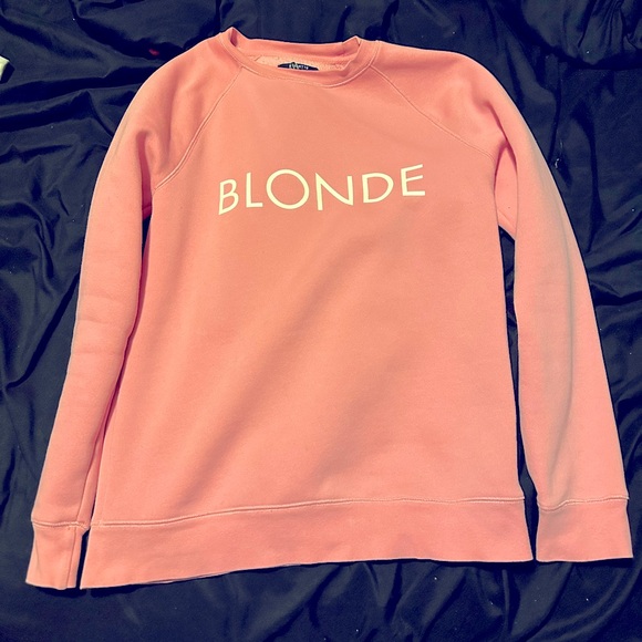 Brunette label blonde sweater. Bubblegum pink in colour. Fits like a big medium - Picture 1 of 3